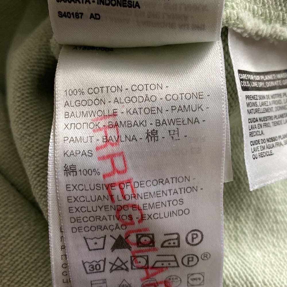 Levi’s sweatshirt - Picture 6 of 6